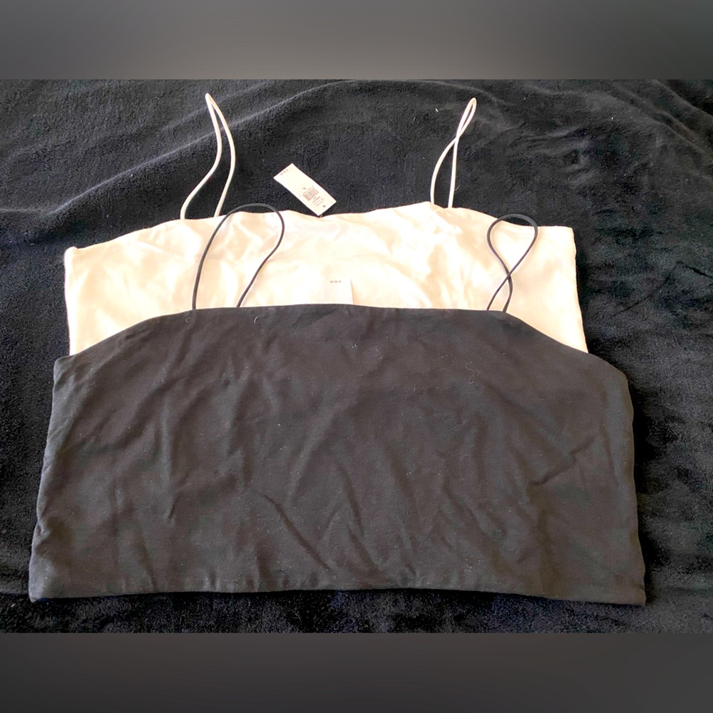 NWT Banana Republic Crop Top- Set of 2- Black and White Size XL